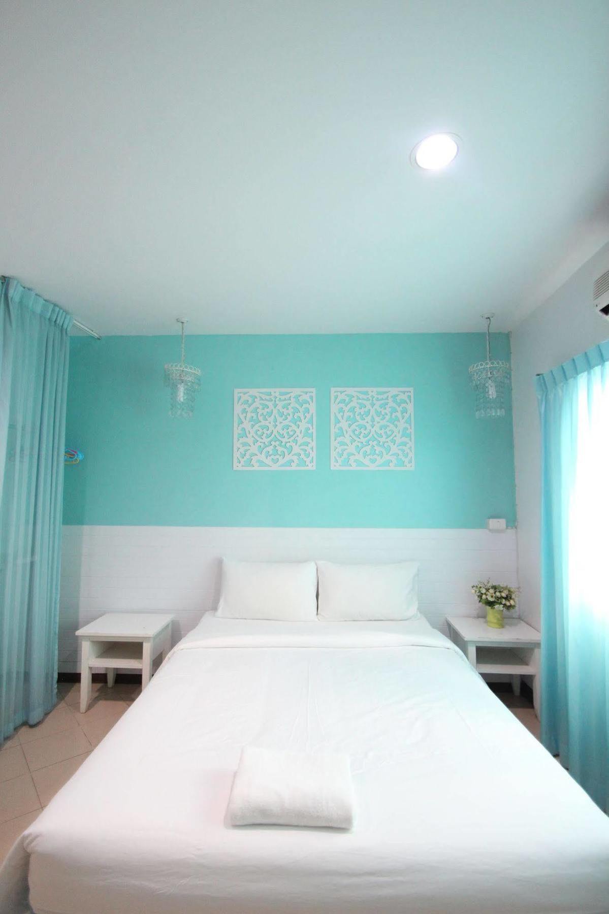 Preme Hostel Bangkok Exterior foto